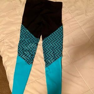 Onzie track leggings. Size M/L. Rarely worn.